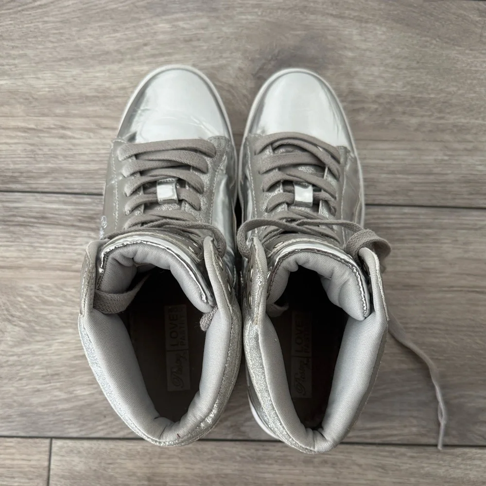 Pastry‎ Gray and White Sneakers